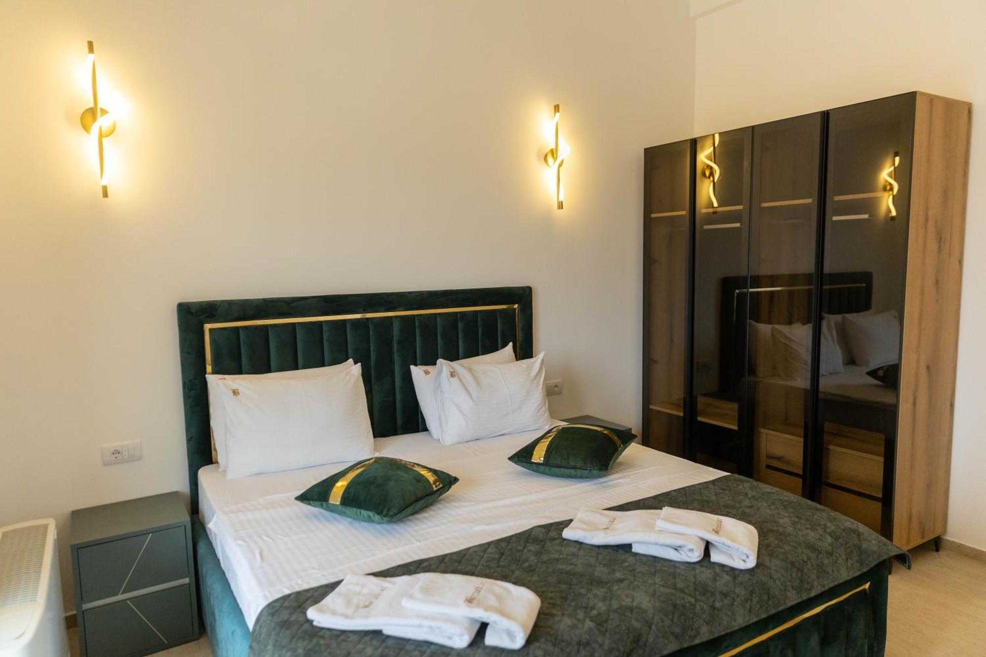 Barjaktar - Luxury & Ulcinj