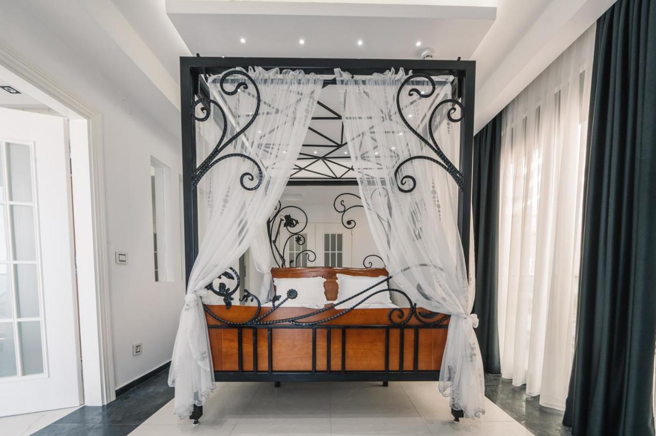 Barjaktar - Luxury &