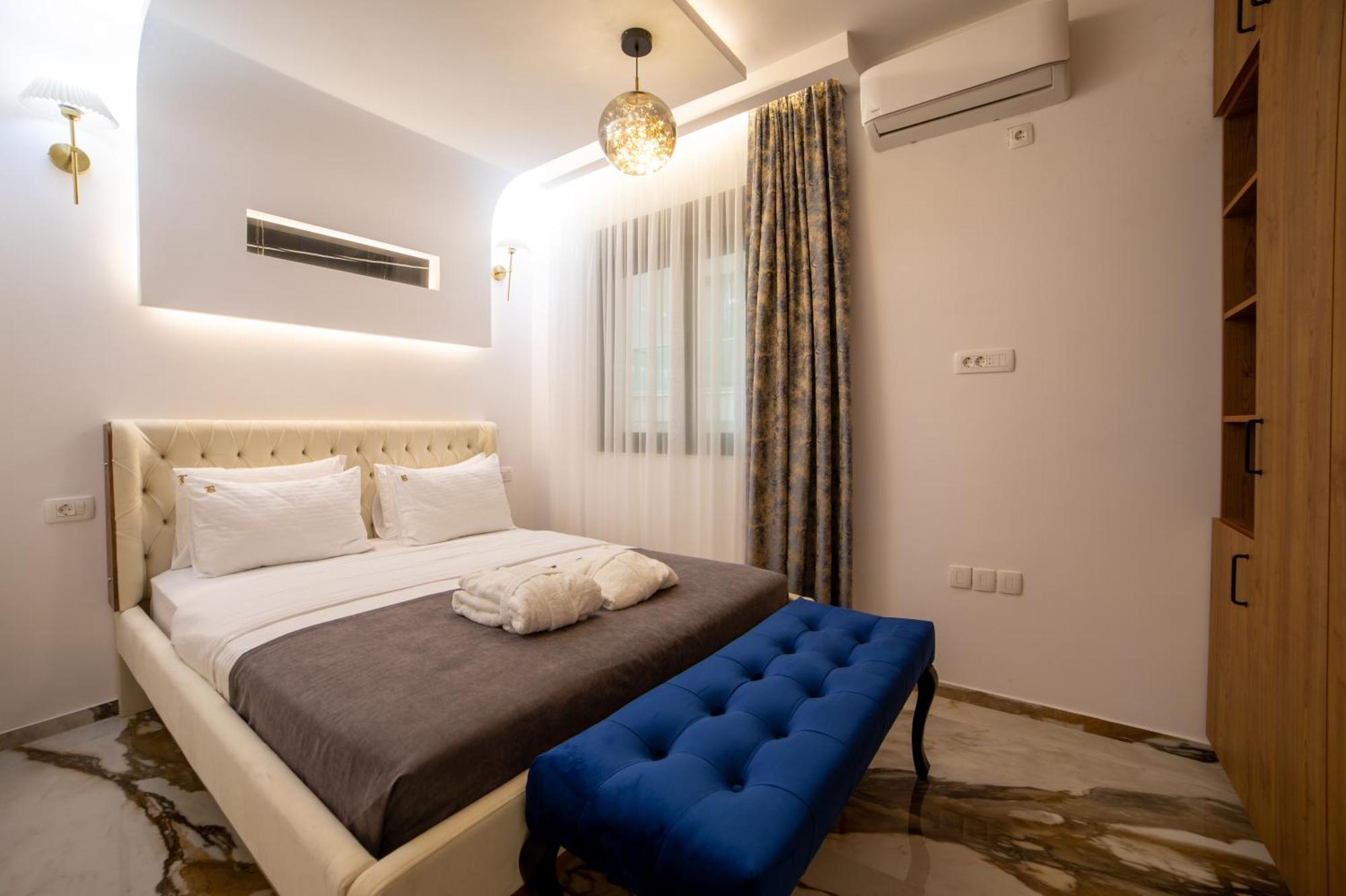 Barjaktar - Luxury & Ulcinj