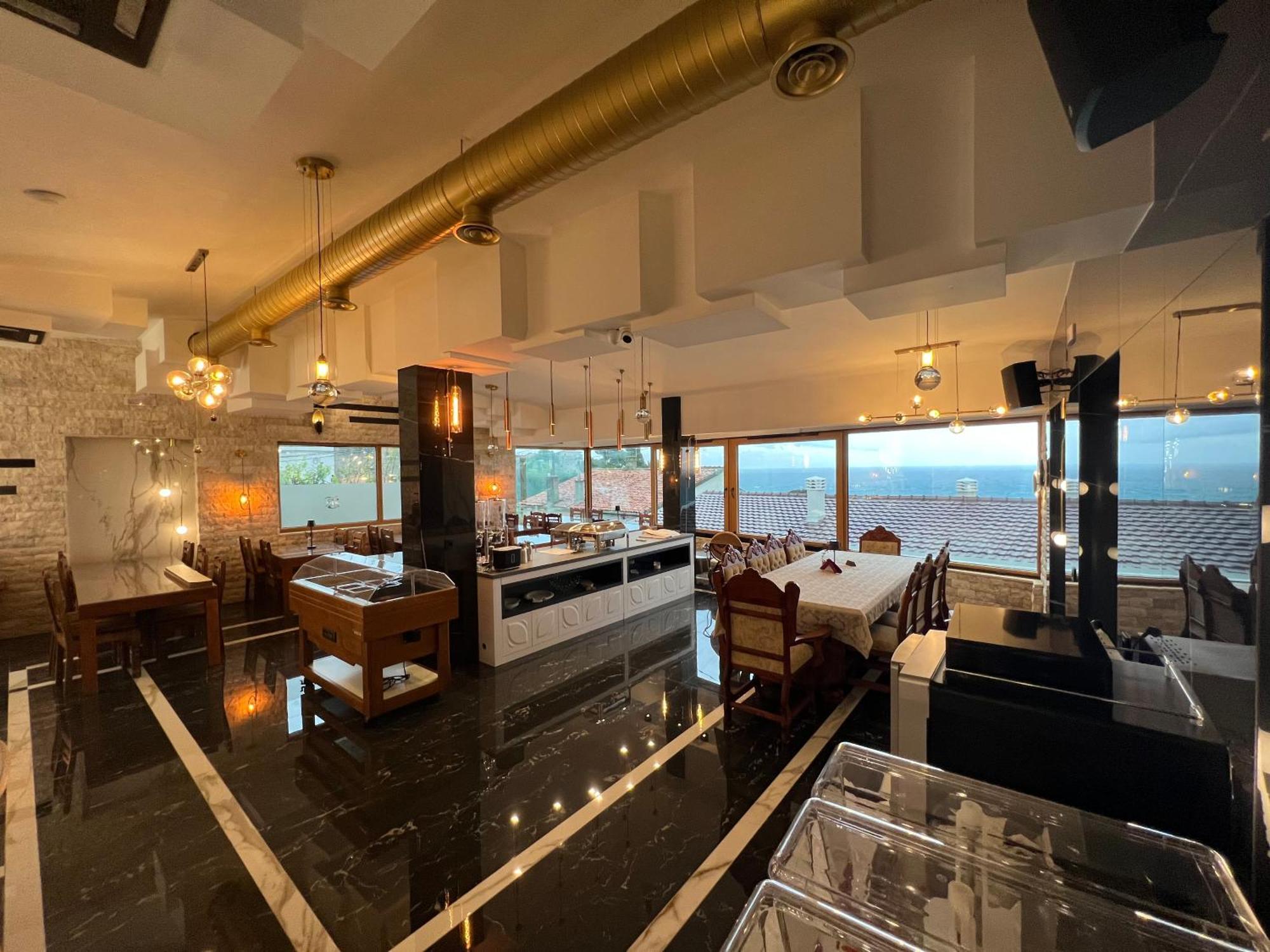 Barjaktar - Luxury &